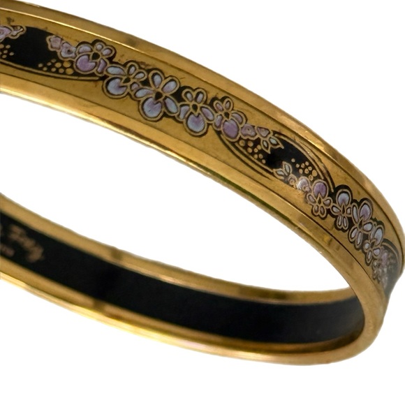 ❤️Michaela Frye gold enamel bangle - Picture 16 of 16